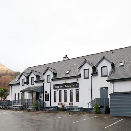 Tailrace Inn คินลอคคลีเวน ภายนอก รูปภาพ